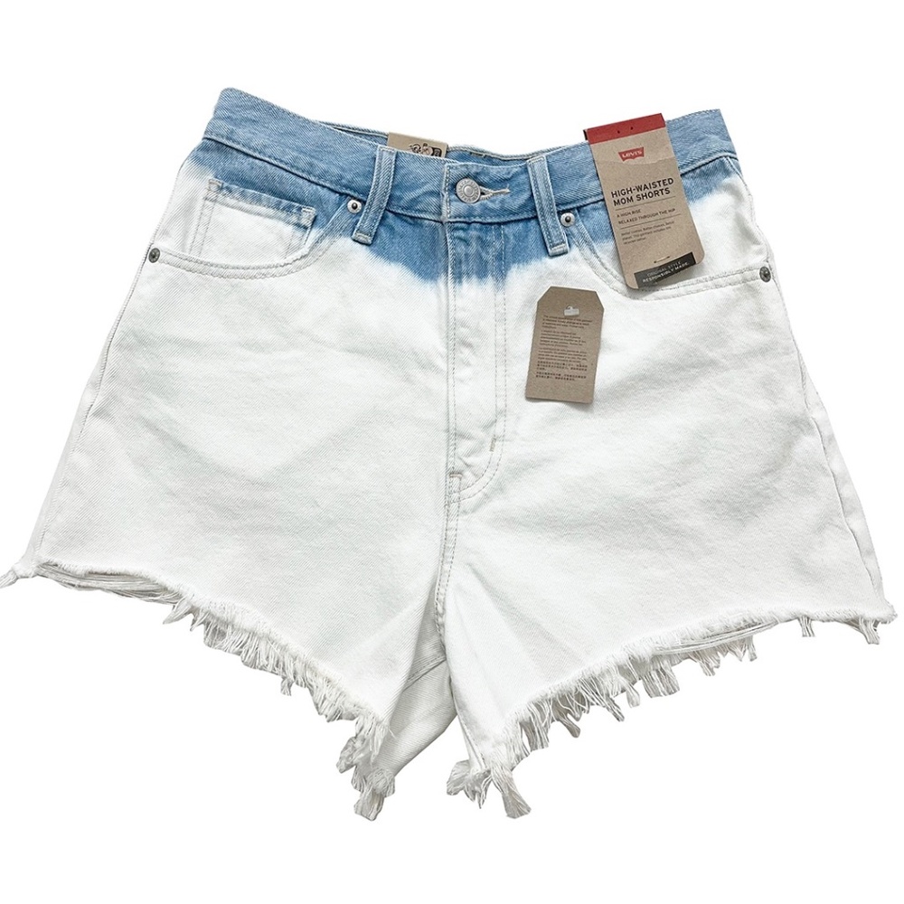 Levi’s High Waisted Mom Shorts Bleach Dipped 27